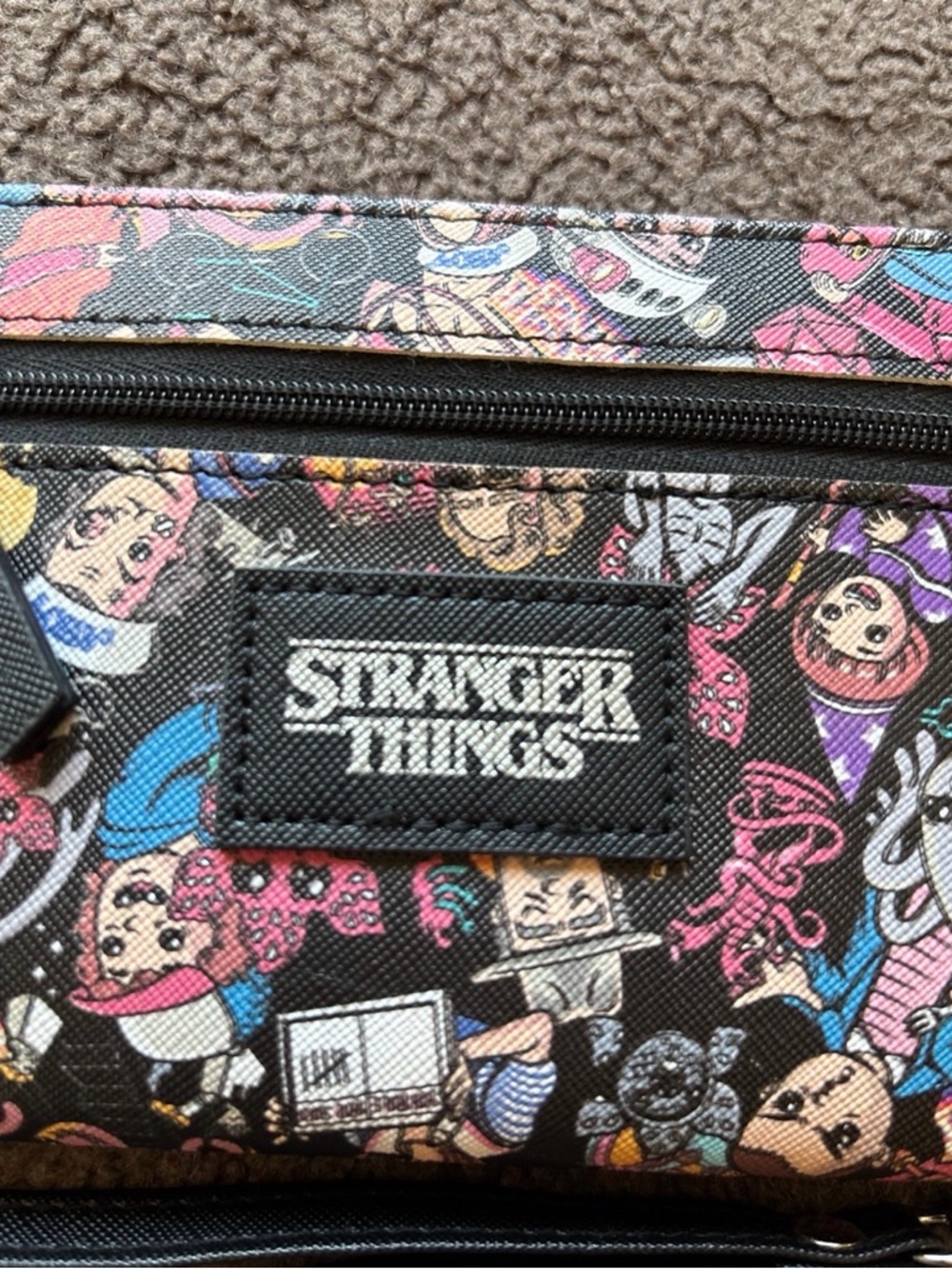 Stranger things netflex wallet - Picture 4 of 8
